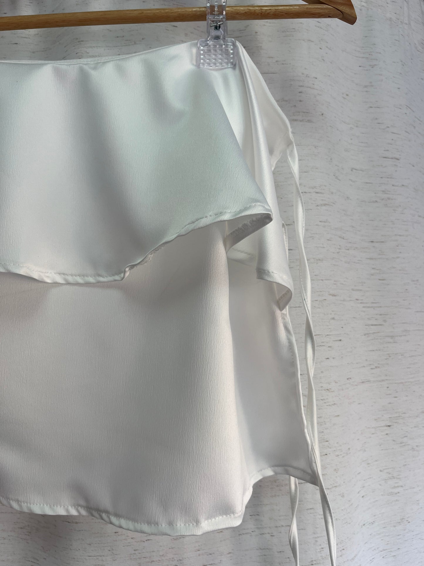 Cropped Darah com babado